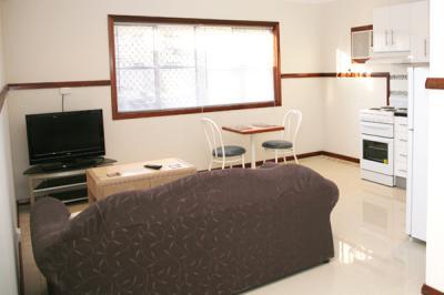 фото отеля Across Country Motor Inn