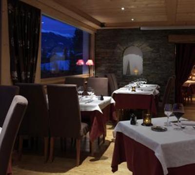 фото отеля Chalet Hotel Alpen Valley