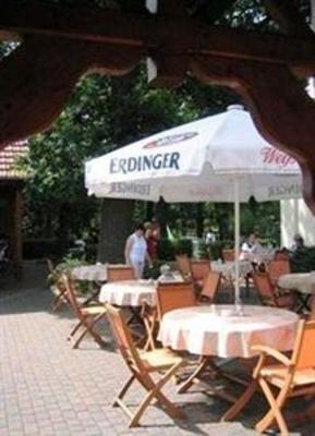 фото отеля Hotel & Restaurant Waldschlösschen Kyritz