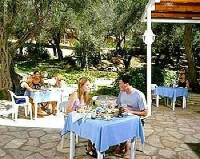 фото отеля Nissaki Beach Hotel