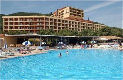 фото отеля Nissaki Beach Hotel