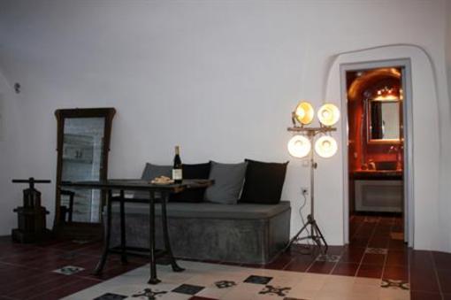 фото отеля White Pearl Grand Villa