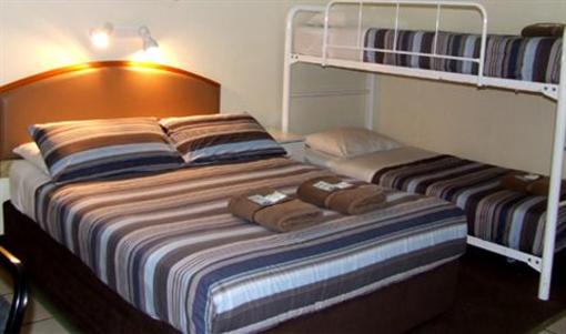 фото отеля Aquarius Motel Belmont