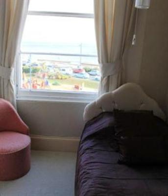 фото отеля Lynton House Teignmouth