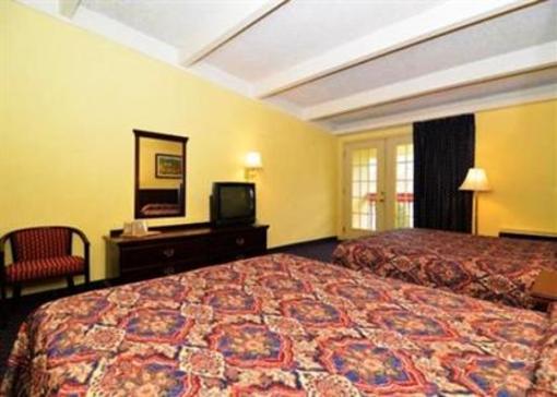 фото отеля Econo Lodge Dalton
