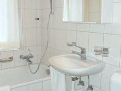 фото отеля EMA House Serviced Apartment Florastr. 26