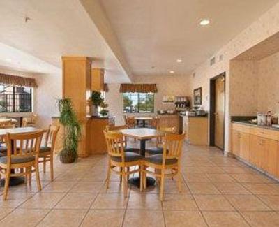 фото отеля Days Inn & Suites Tucson Marana