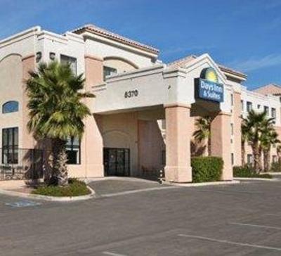 фото отеля Days Inn & Suites Tucson Marana