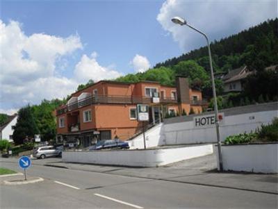 фото отеля Hotel-Restaurant Zur Rose