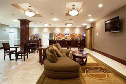фото отеля Holiday Inn Express Hotel & Suites Galliano