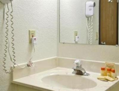 фото отеля Days Inn Chamberlain Oacoma