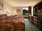 фото отеля Super 8 Motel Raleigh North East