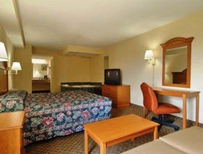 фото отеля Howard Johnson Express Inn Orangeburg