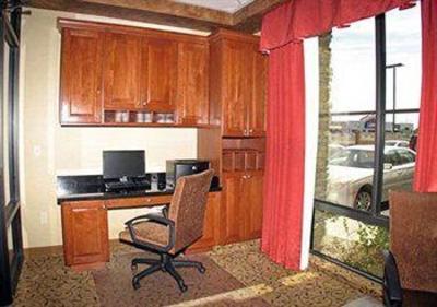 фото отеля Comfort Inn & Suites Henderson