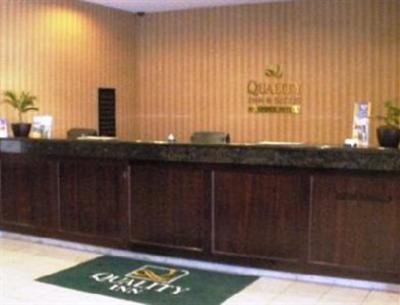 фото отеля Quality Inn & Suites Lees Summit