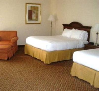 фото отеля Quality Inn & Suites Lees Summit