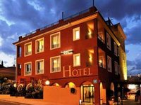 Atrium Hotel & Restaurant