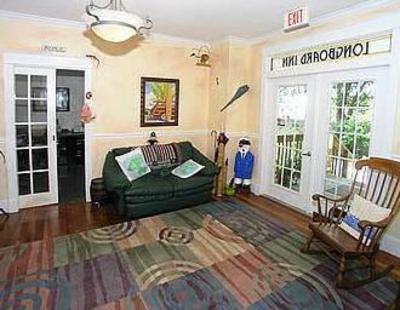 фото отеля Longboard Inn Bed & Breakfast