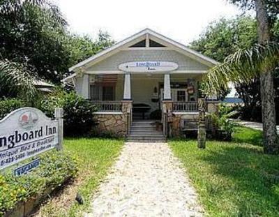 фото отеля Longboard Inn Bed & Breakfast