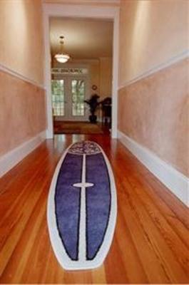фото отеля Longboard Inn Bed & Breakfast