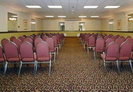 фото отеля Econo Lodge New Stanton