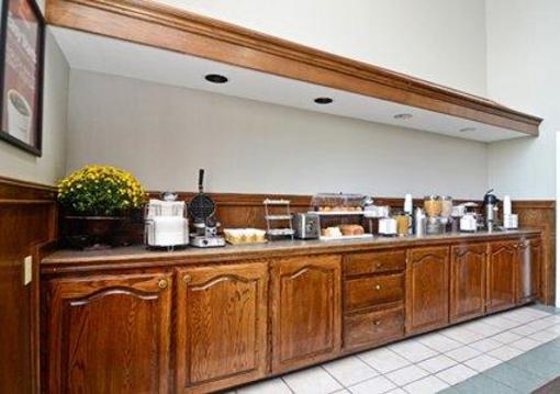 фото отеля Econo Lodge Memphis