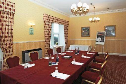 фото отеля Crewe Arms Hotel
