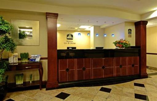фото отеля BEST WESTERN Monroe Inn & Suites