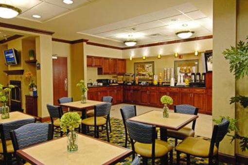 фото отеля BEST WESTERN Monroe Inn & Suites