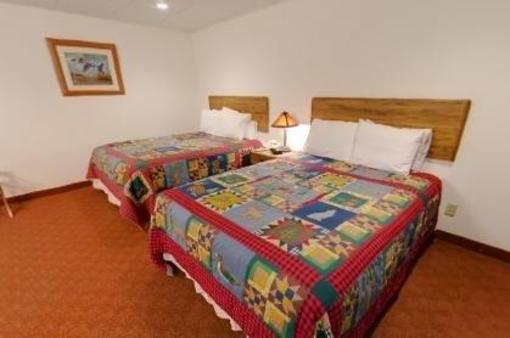 фото отеля River Oaks Apartments & Suites