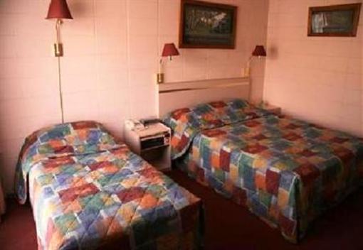 фото отеля Cootamundra Gardens Motor Inn