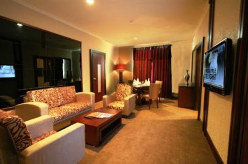 фото отеля Dafam Hotel Cilacap