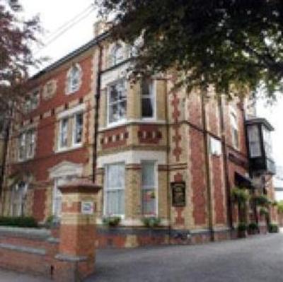 фото отеля Crescent Guest House Newport (Wales)
