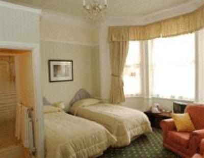 фото отеля Crescent Guest House Newport (Wales)