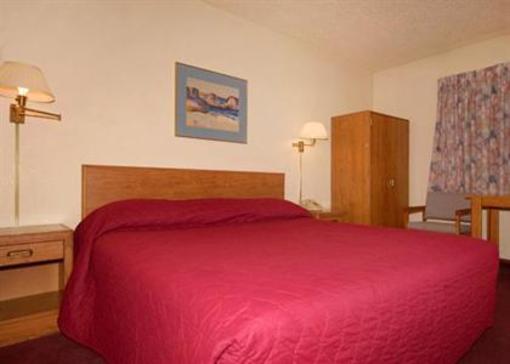 фото отеля Baymont Inn & Suites Cortez