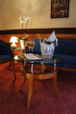 фото отеля Logis Hotel De Londres Menton