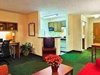 фото отеля TownePlace Suites Tampa North I-75 Fletcher