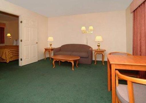 фото отеля Quality Inn & Suites Beachfront
