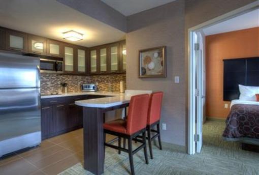 фото отеля Staybridge Suites Hamilton Downtown