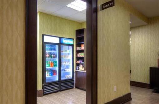 фото отеля Staybridge Suites Hamilton Downtown