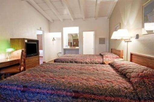 фото отеля Americas Best Value Inn & Suites Bisbee