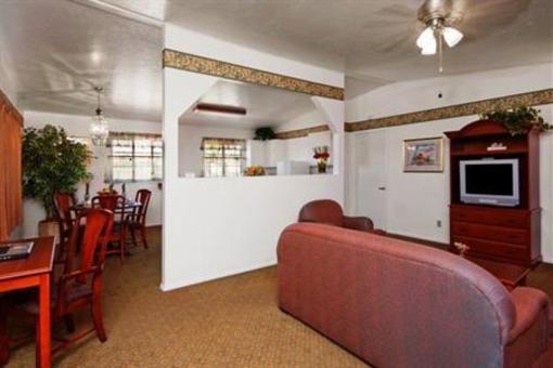 фото отеля Americas Best Value Inn & Suites Bisbee