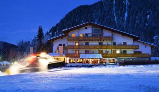 фото отеля Hotel Arkadia Corvara