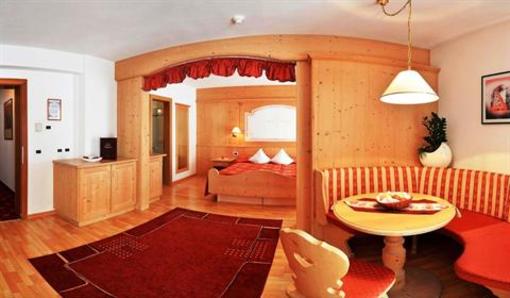 фото отеля Hotel Arkadia Corvara