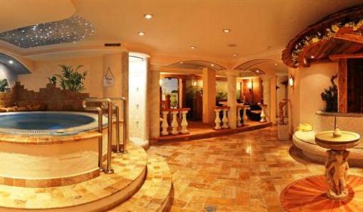 фото отеля Hotel Arkadia Corvara