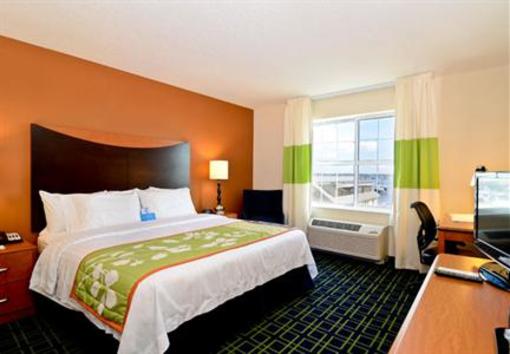 фото отеля Fairfield Inn & Suites New Bedford