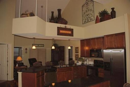 фото отеля The Majestic at Table Rock Apartments