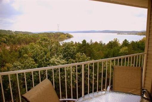 фото отеля The Majestic at Table Rock Apartments