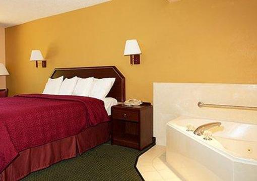 фото отеля Quality Inn Foley