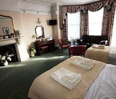фото отеля Canterbury Castle House Guest House